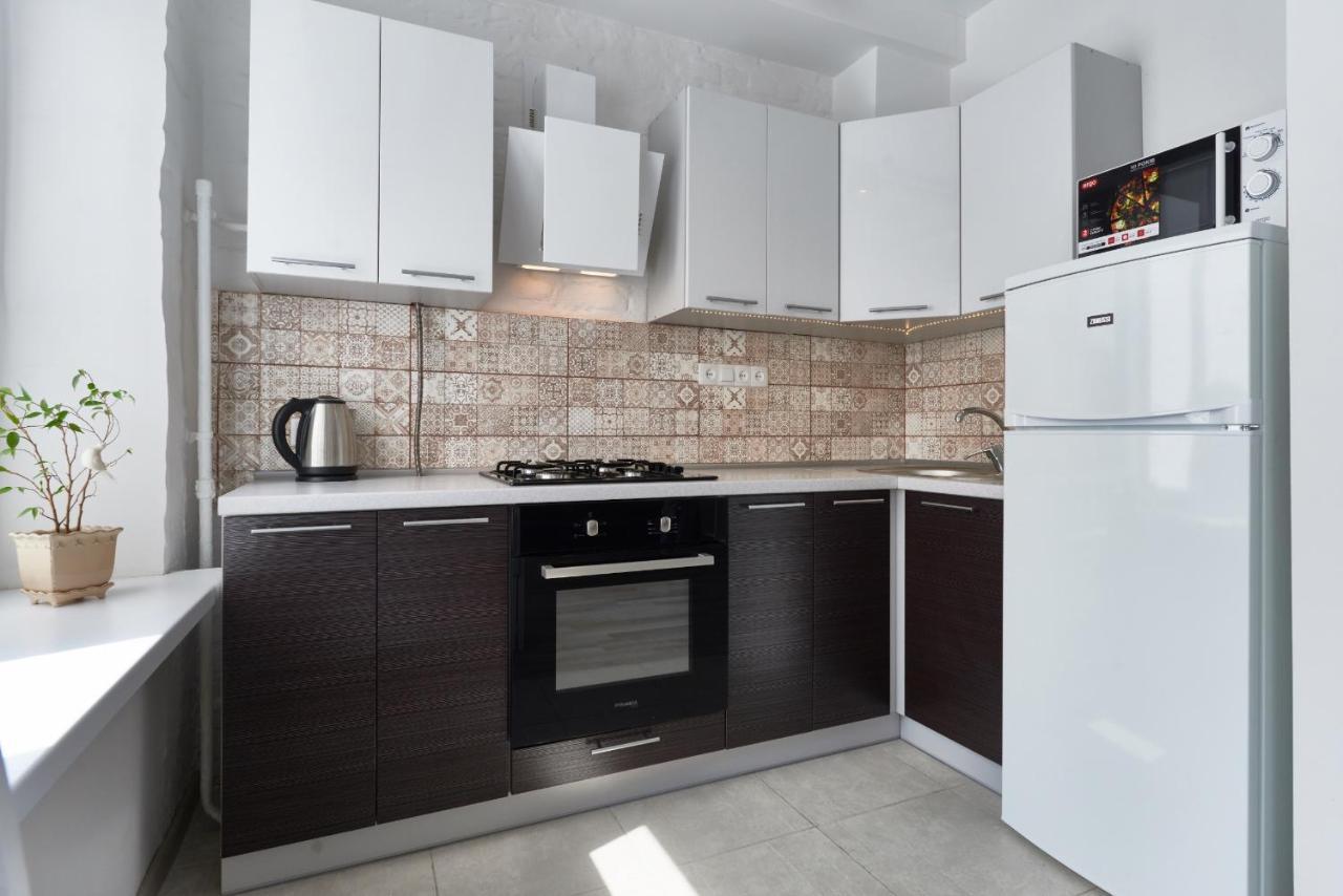 Современная 2-Комн. Дворец Украина. Kyiv Exterior photo